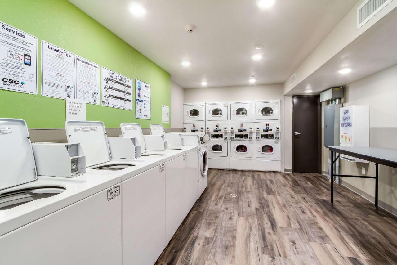 Woodspring Suites Harrisburg Linglestown מראה חיצוני תמונה