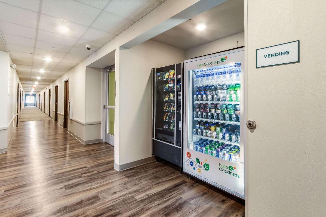Woodspring Suites Harrisburg Linglestown מראה חיצוני תמונה