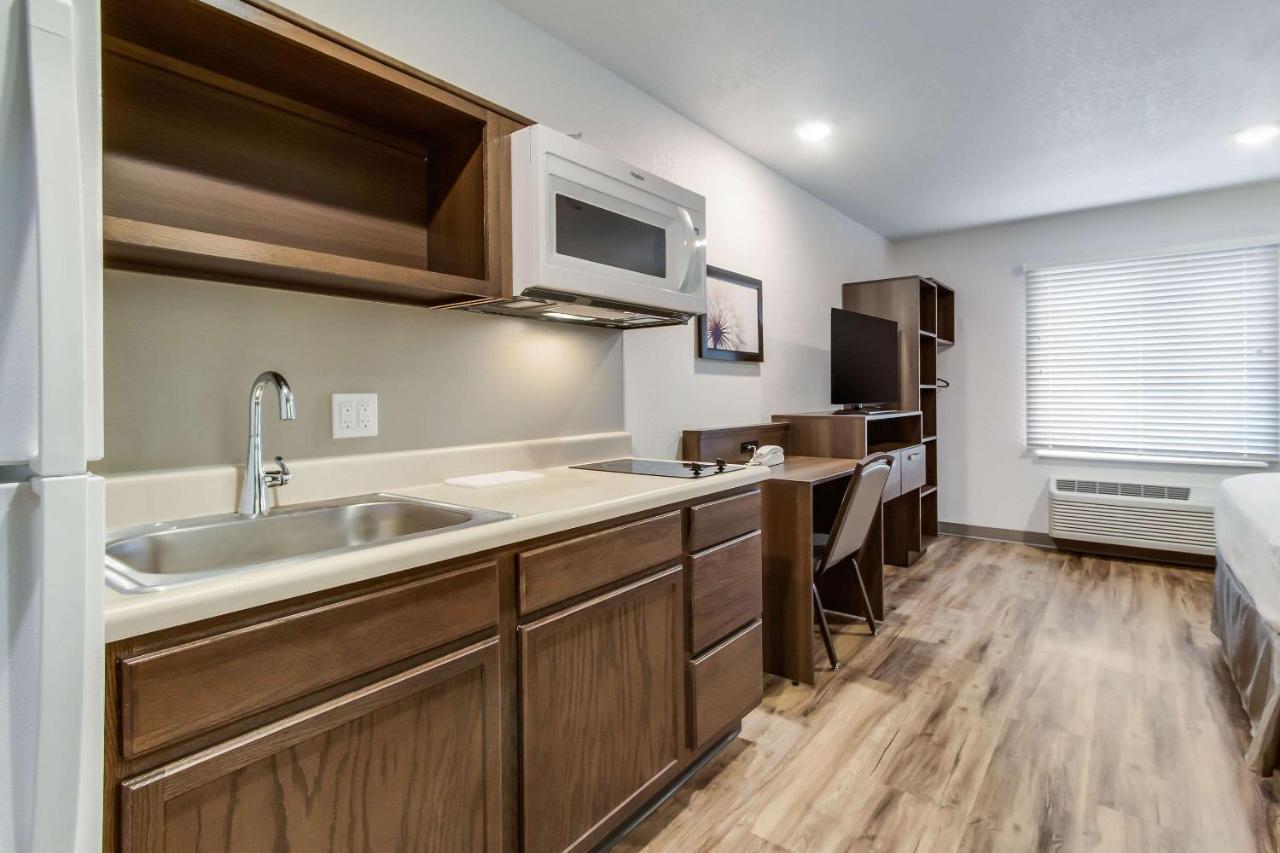Woodspring Suites Harrisburg Linglestown מראה חיצוני תמונה